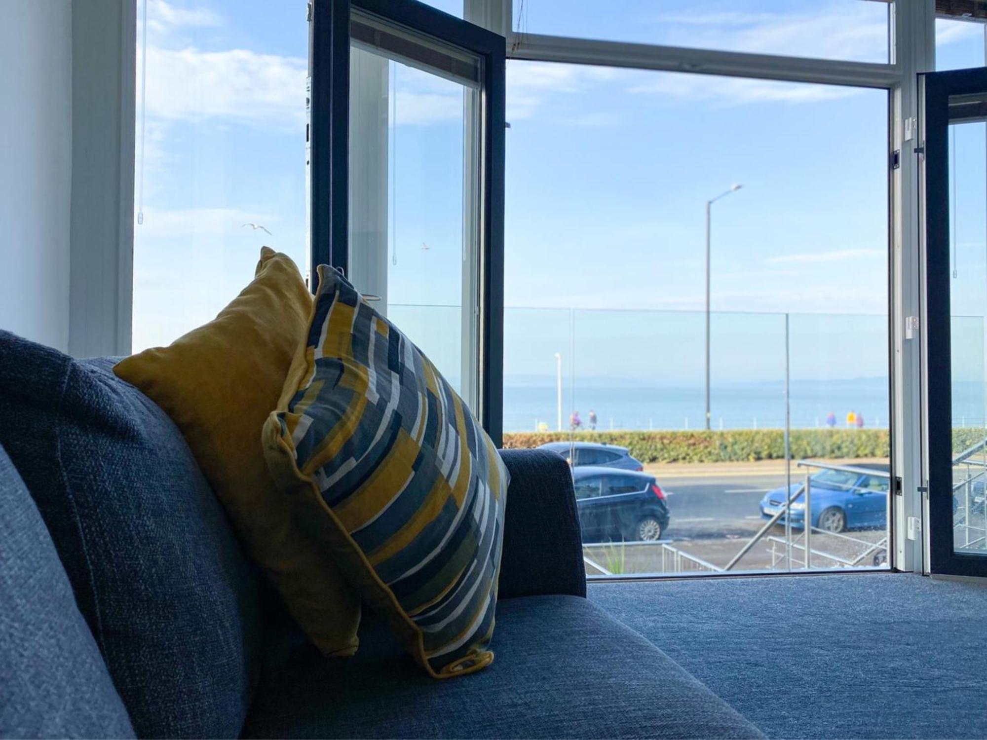 Eden Escapes Serviced Apartments 莫克姆 外观 照片